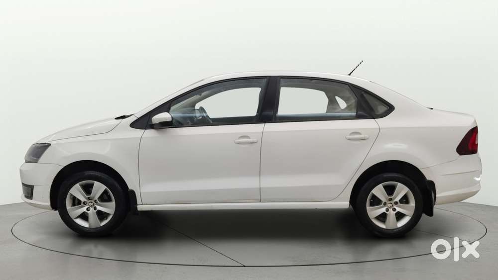 Skoda Rapid 1.6 Mpi Ambition, 2019, Petrol