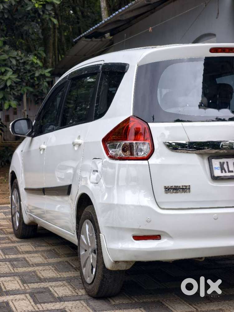Maruti Suzuki Ertiga Vxi Abs Bs Iv, 2018, Petrol