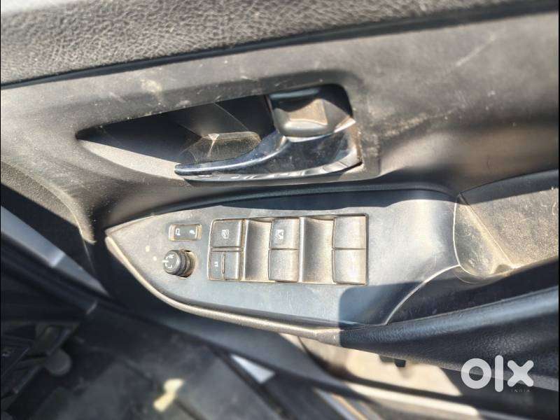 Toyota Innova Crysta 2.4 G Mt 7 Str, 2020, Diesel