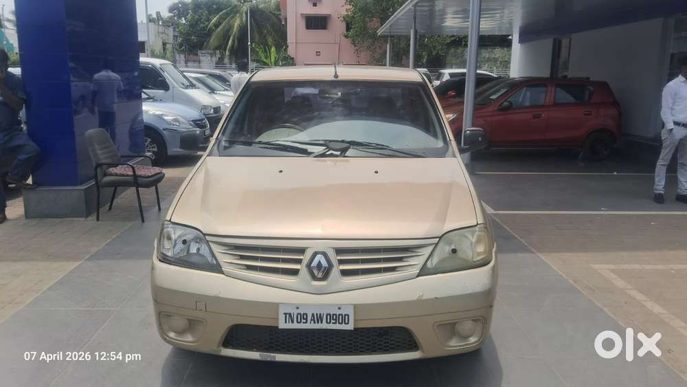 Mahindra Logan Petrol 2009