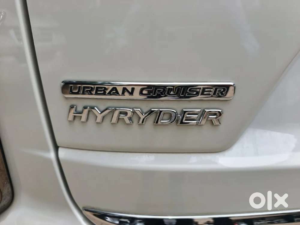 Toyota Urban Cruiser Hyryder 1.5 V Hybrid, 2025, Petrol