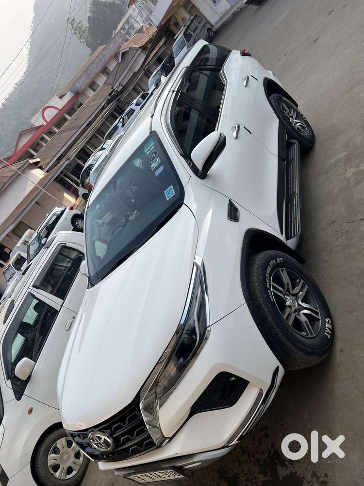Toyota Fortuner [2021-ongoing] 2.8 2wd Diesel Mt, 2021, Diesel