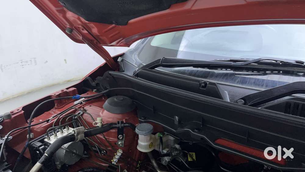 Maruti Suzuki Vitara Brezza 1.5 Zxi Plus Dual Tone, 2022, Petrol