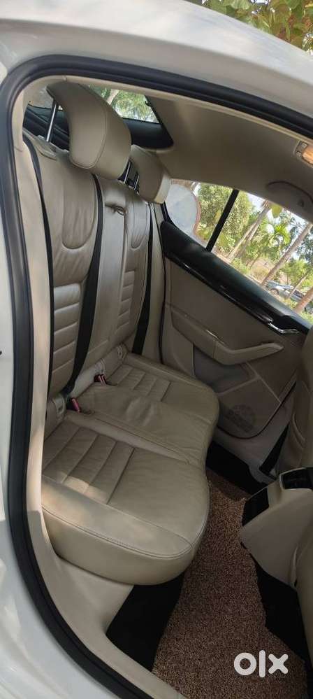 Skoda Octavia Zeal Elegance 2.0 Tdi At, 2013, Diesel