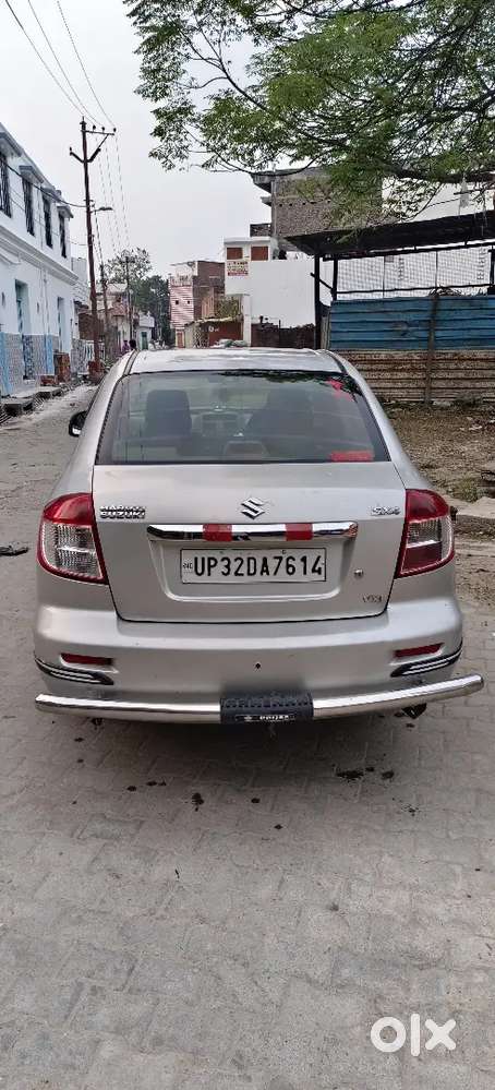 Maruti Suzuki Sx4 Vxi Cng 2010 Variant