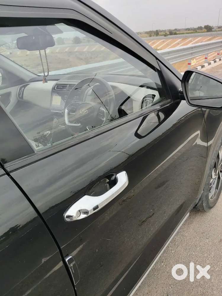 “top Model Creta Sx(o)  Mint Condition  All Features Loaded”