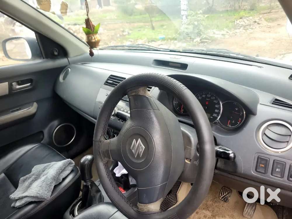 Maruti Suzuki Dzire 2011 Diesel Manual