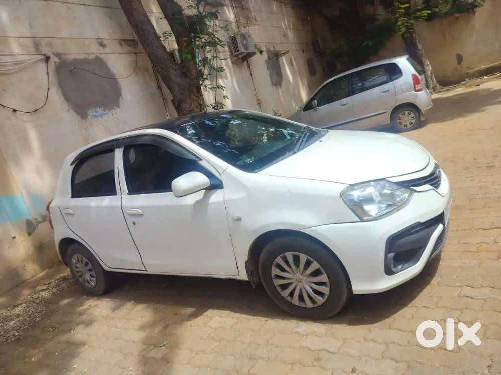 Toyota Etios Liva J 2014