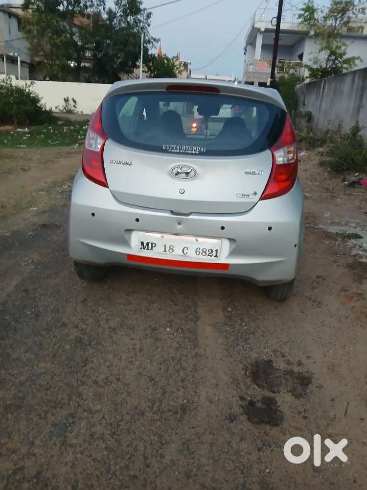Hundai Eon Era+ All Pepar Ok Gadi Me Koyi Kaam Nhi H 4 Tayar Ok