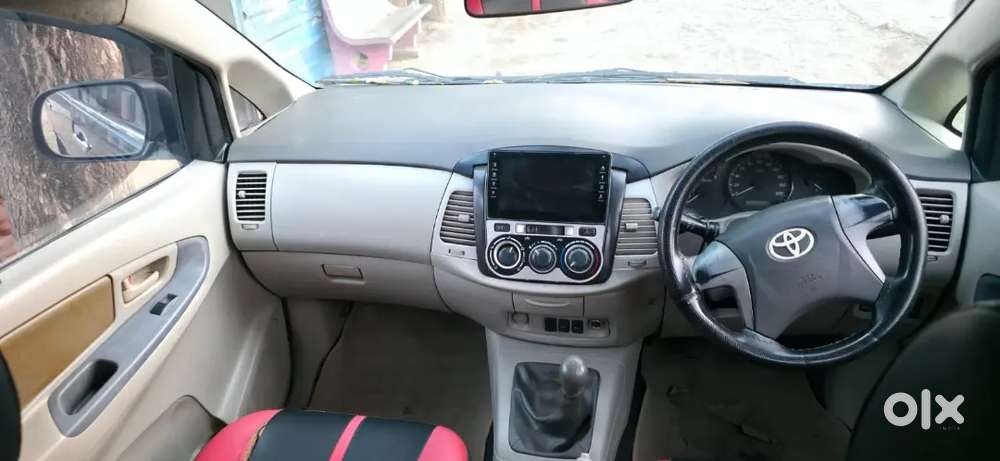 Toyota Innova 2013 Diesel 210000 Km Driven