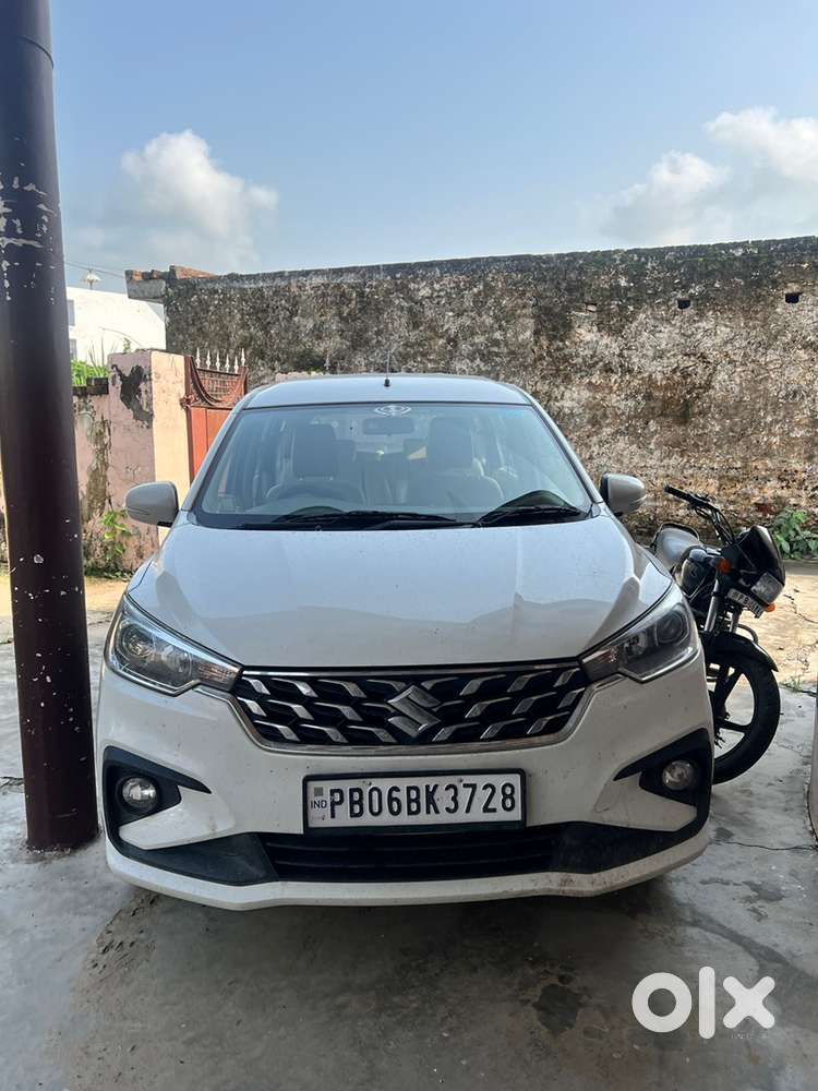 Maruti Suzuki Ertiga Vxi 2025