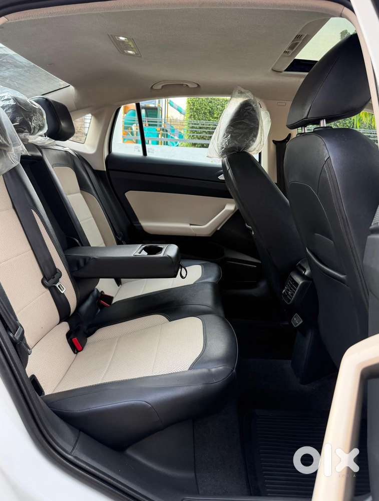 Volkswagen Virtus Topline 1.0 Tsi At (electric Seats), 2022, Petrol