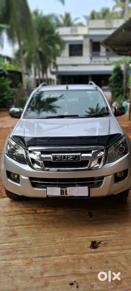 Isuzu D-max V-cross 2017 Diesel 90000 Km Driven