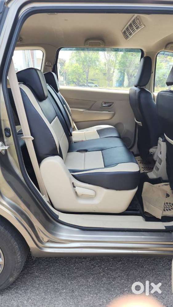 Maruti Suzuki Ertiga Zxi Shvs, 2020, Petrol