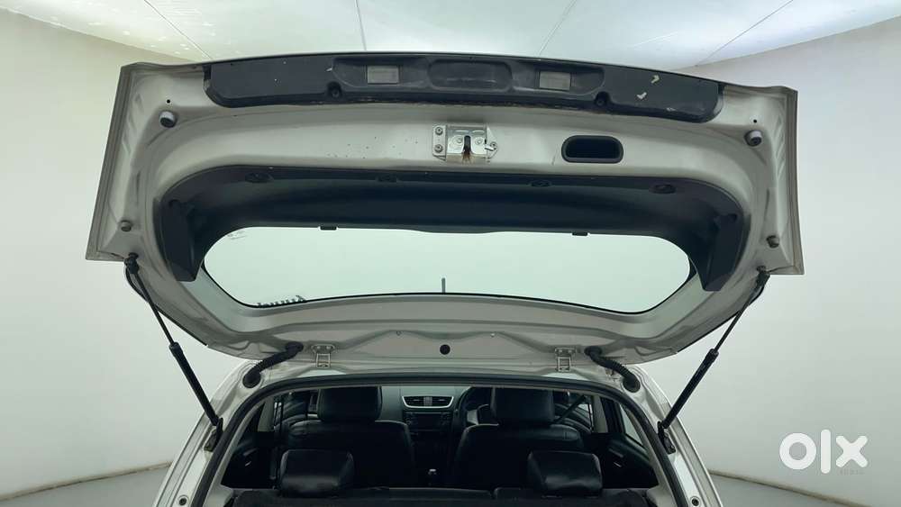 Maruti Suzuki Swift Vvt Vxi, 2016, Petrol