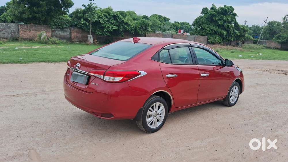 Toyota Yaris Vx Cvt, 2019, Petrol