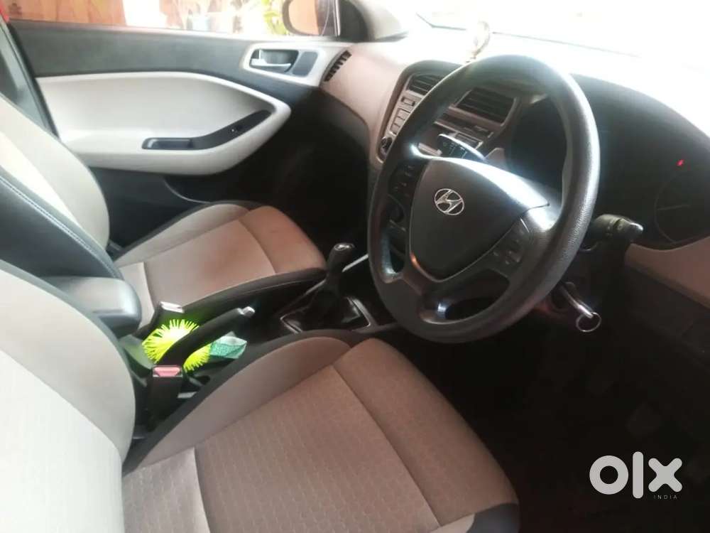 Hyundai I20 2015 Petrol 60000 Km Driven