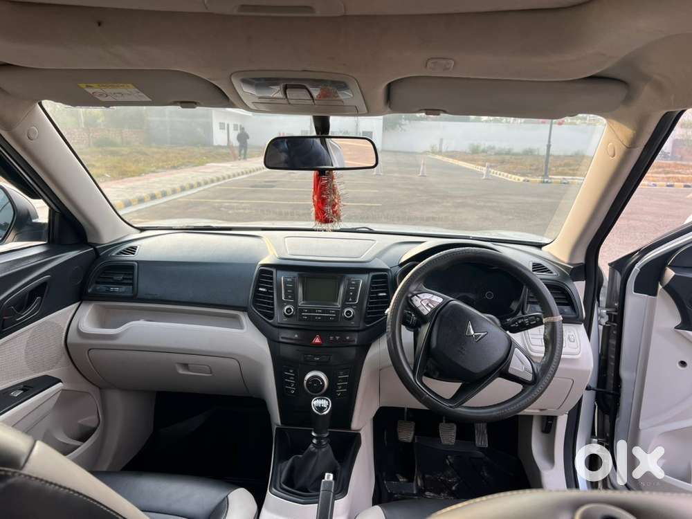 Mahindra Xuv300 2021 Diesel Well Maintained