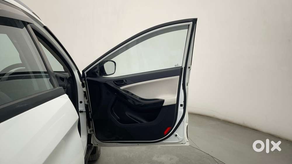 Tata Nexon Pure (s) 1.2 Petrol 6amt, 2024, Petrol