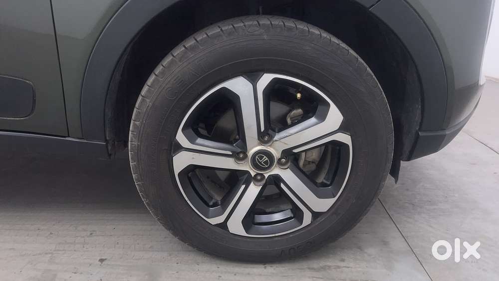 Tata Nexon 1.5 Revotorq Xza Plus S Amt, 2021, Petrol