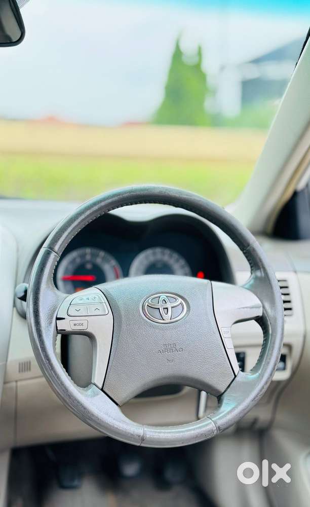 Toyota Corolla Altis, 2010, Petrol