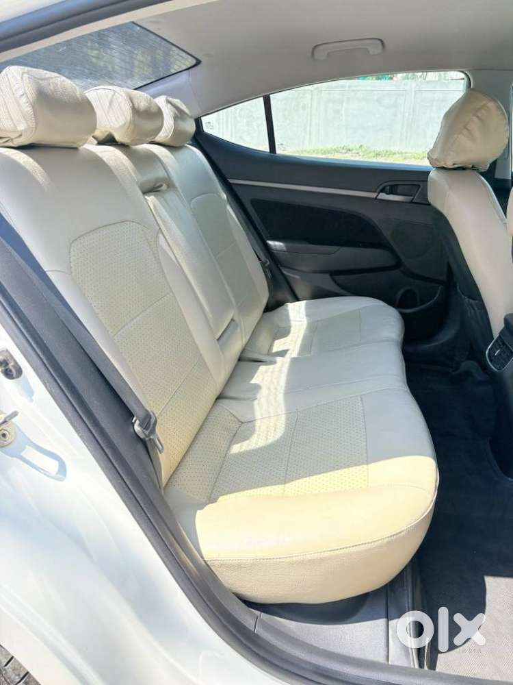Hyundai New Elantra [ ] 2.0 Sx Petrol Mt, 2017, Petrol