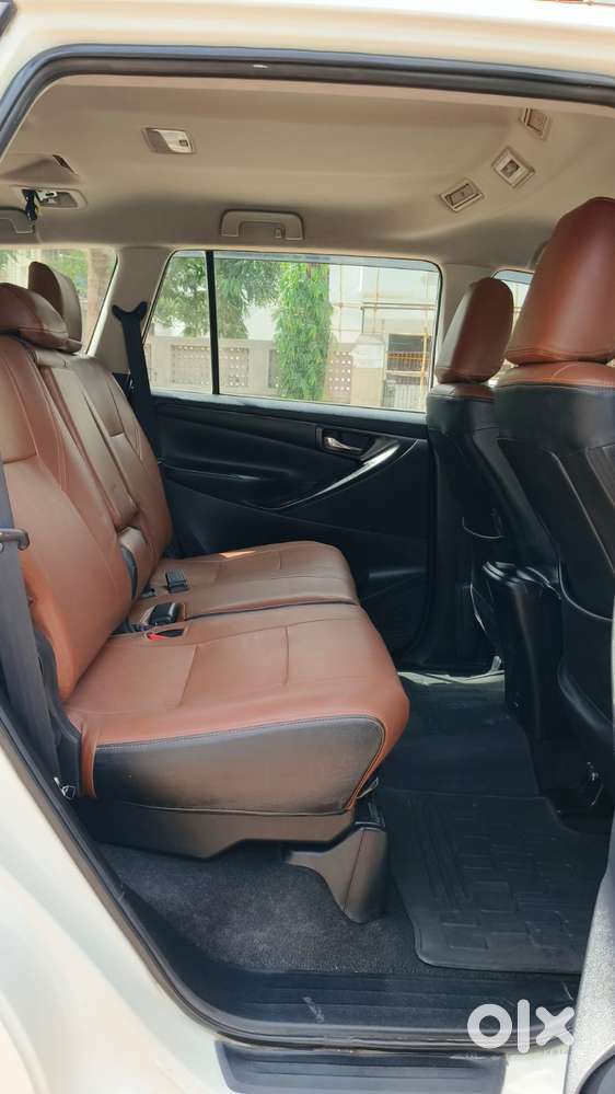 Toyota Innova Crysta 2.8 Gx At 8s, 2018, Diesel