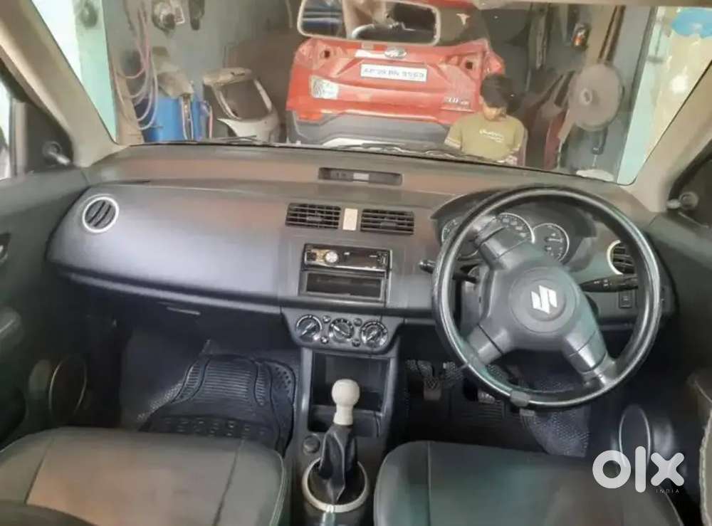 Maruti Suzuki Swift 2012 Diesel 88000 Km Driven