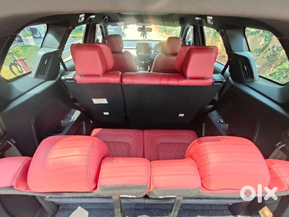 Tata Safari Red Dark Edition Xza+ Diesel Automatic