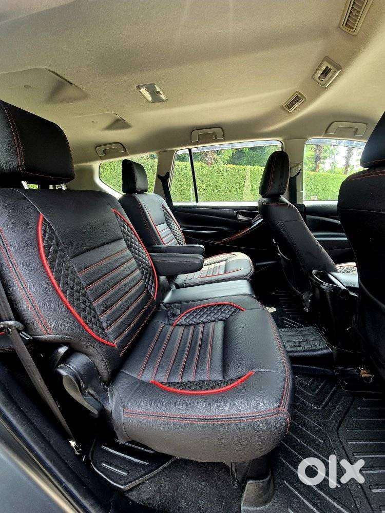Toyota Innova Crysta 2.4 G Mt 7 Str, 2020, Diesel