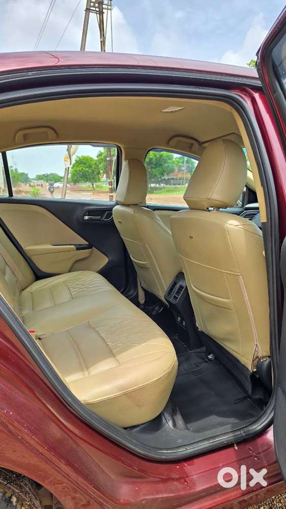 Honda City I-vtec V, 2018, Petrol