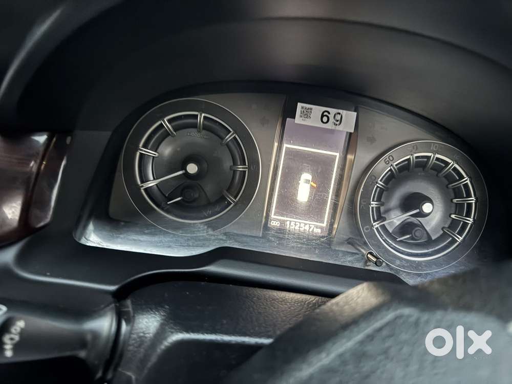 Toyota Innova Crysta