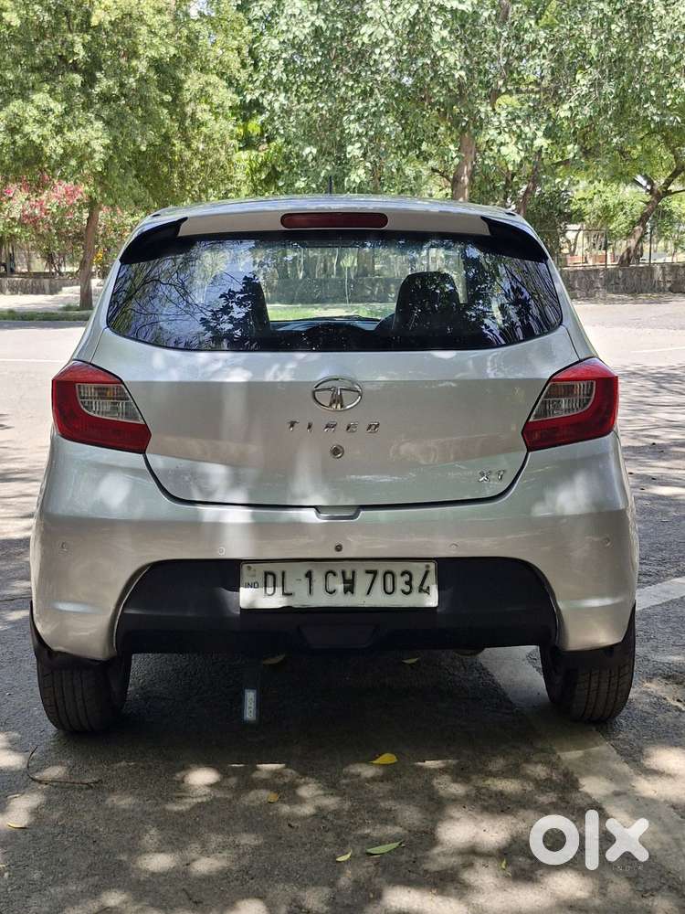Tata Tiago 1.2 Revotron Xt (o), 2017, Petrol