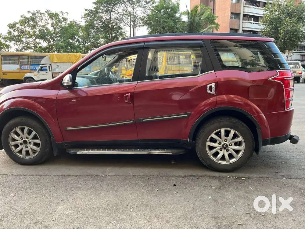 Mahindra Xuv 500 W10 2015 (red) Top Notch Condition
