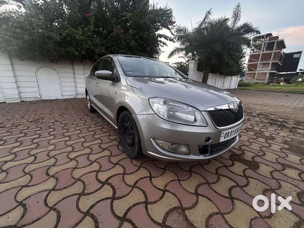 Skoda Rapid 1.6 Mpi Ambition, 2012, Diesel