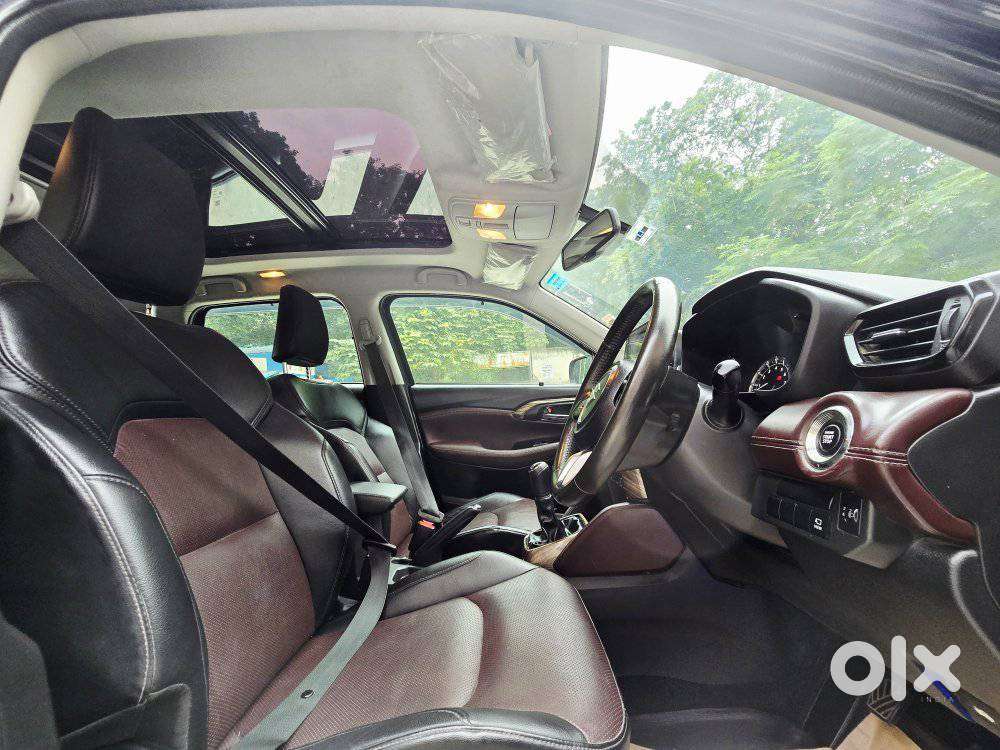 Maruti Suzuki Grand Vitara 1.5 Alpha Smart Hybrid, 2022, Petrol