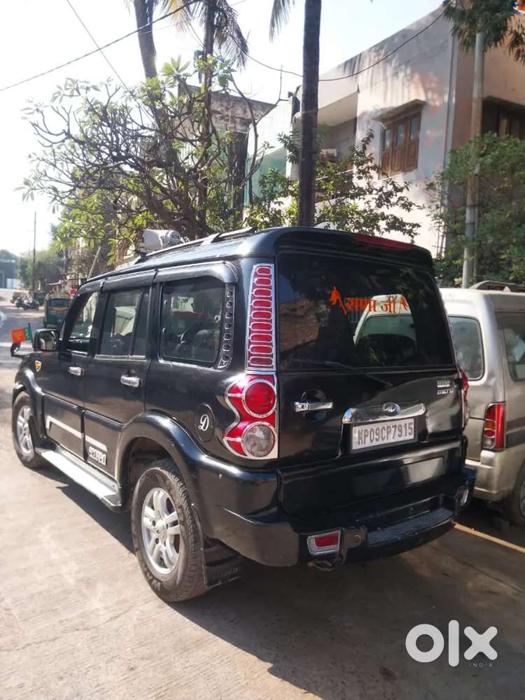 Mahindra Scorpio Classic 2014 Diesel 7 S Cc
