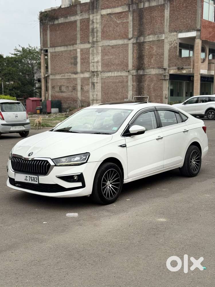 Skoda Slavia 1.5 Tsi Style At, 2022, Petrol