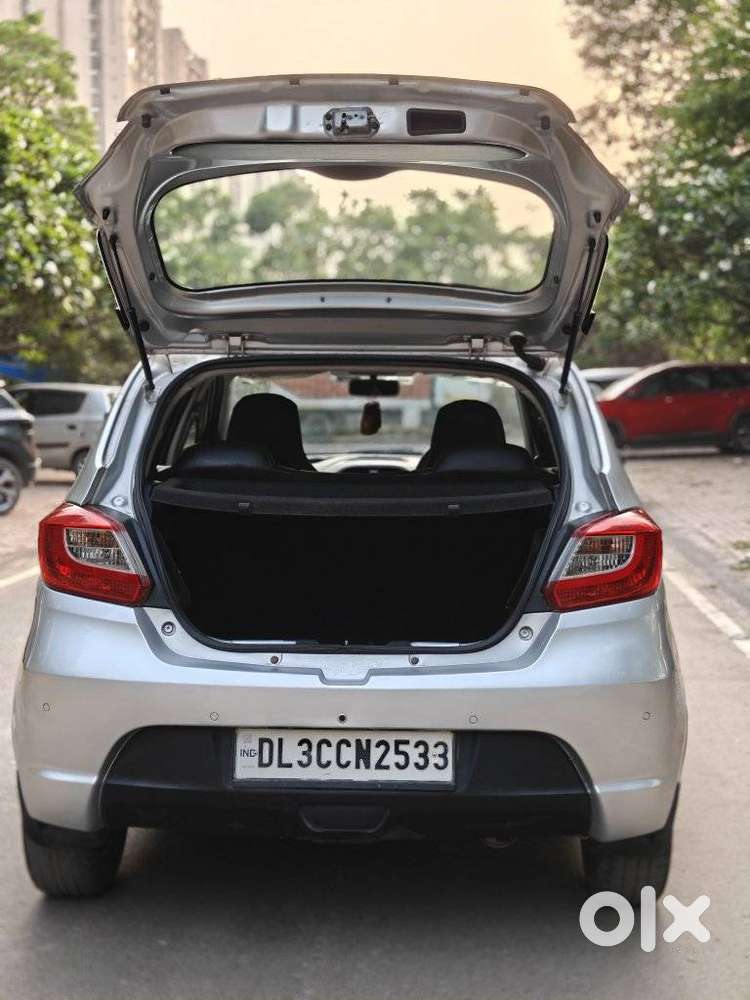 Tata Tiago 1.2 Revotron Xt (o), 2017, Petrol