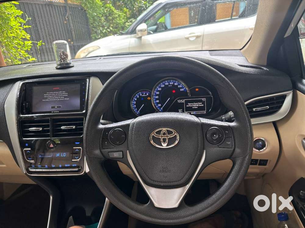 Pristine White Toyota Yaris 1.5 G