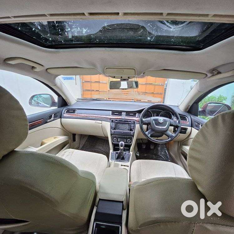 Skoda Superb Corporate 1.8 Tsi Mt, 2011, Petrol