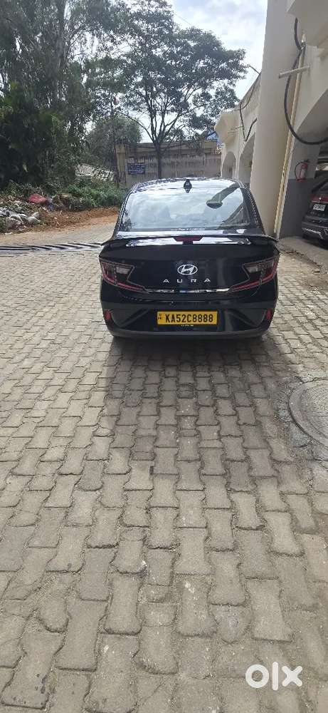 Hyundai Aura Yellow Broad 1.2 Sx 2024