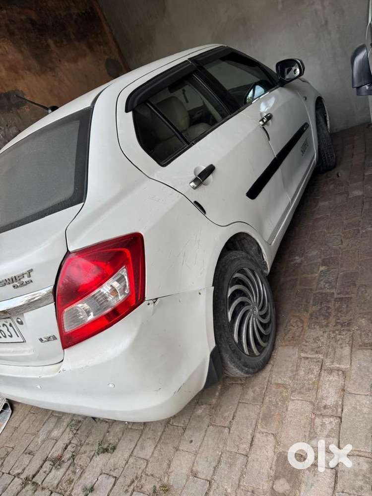 Maruti Suzuki Dzire 2017 Cng & Hybrids 130000 Km Driven