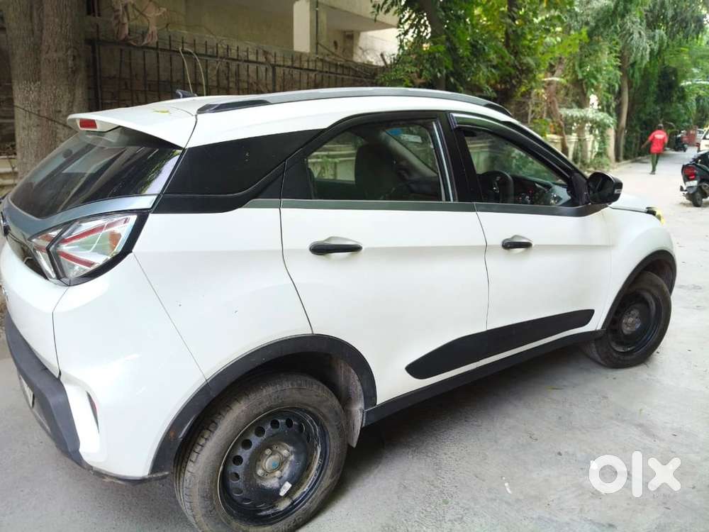 Tata Nexon 2021 Petrol Automatic
