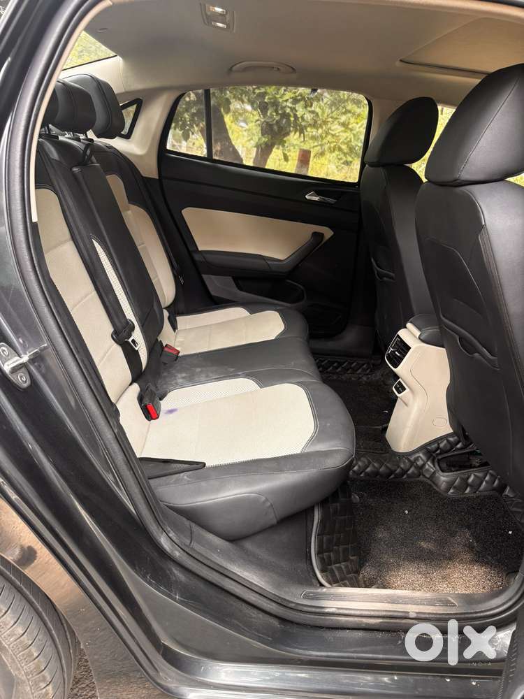 Skoda Slavia 1.0 Tsi Style At, 2023, Petrol