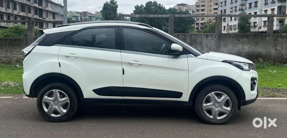 Tata Nexon 1.2 Revotron Xm, 2020, Petrol