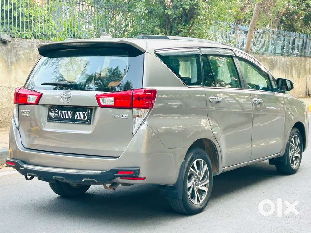 Toyota Innova Crysta [2020-ongoing] 2.4 Gx 7 Str, 2022, Diesel