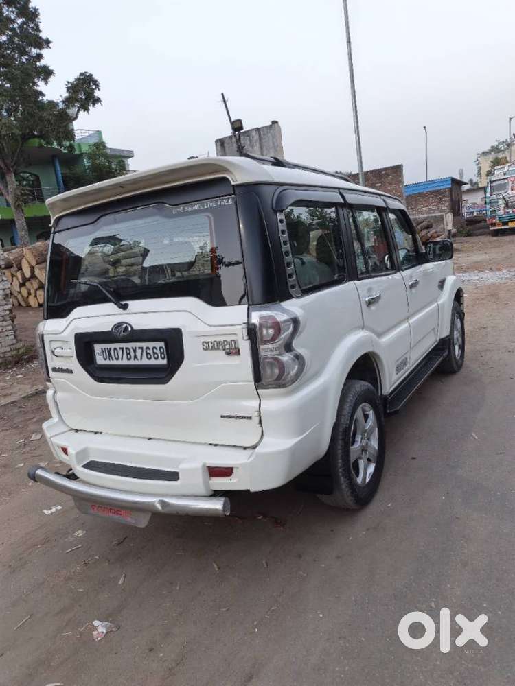 Mahindra Scorpio S6 Plus, 2017, Diesel