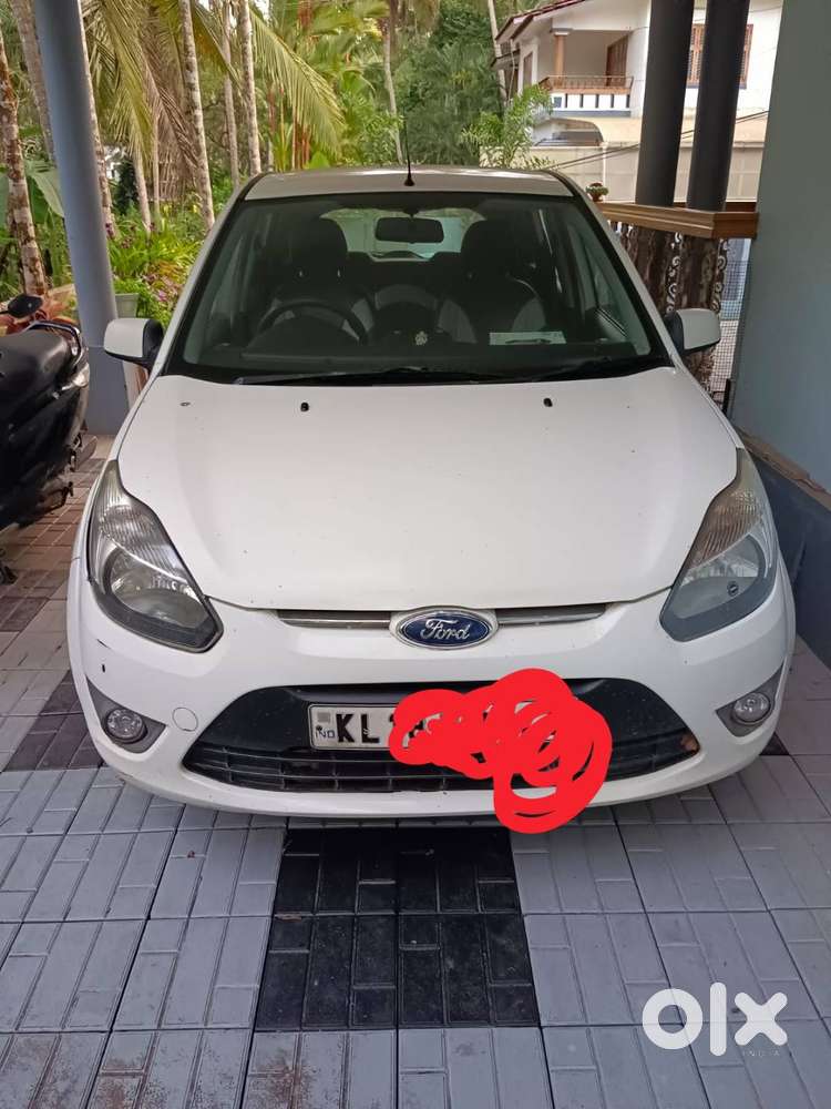 Ford Figo Zxi 2011