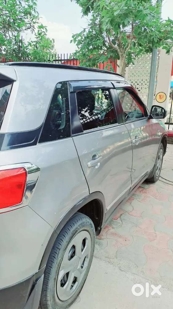 दो दो Maruti Suzuki Brezza Zdi Plus 2017